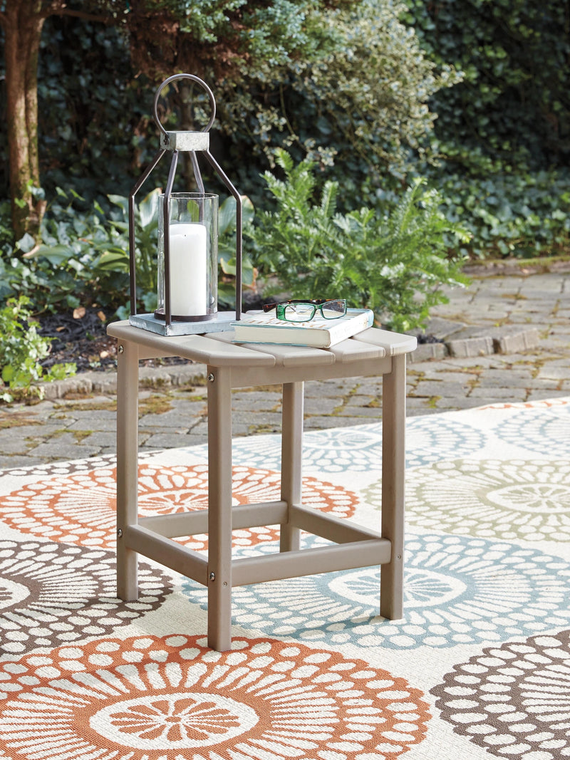 Sundown Treasure End Table - Barb City Furniture (Dekalb, IL)