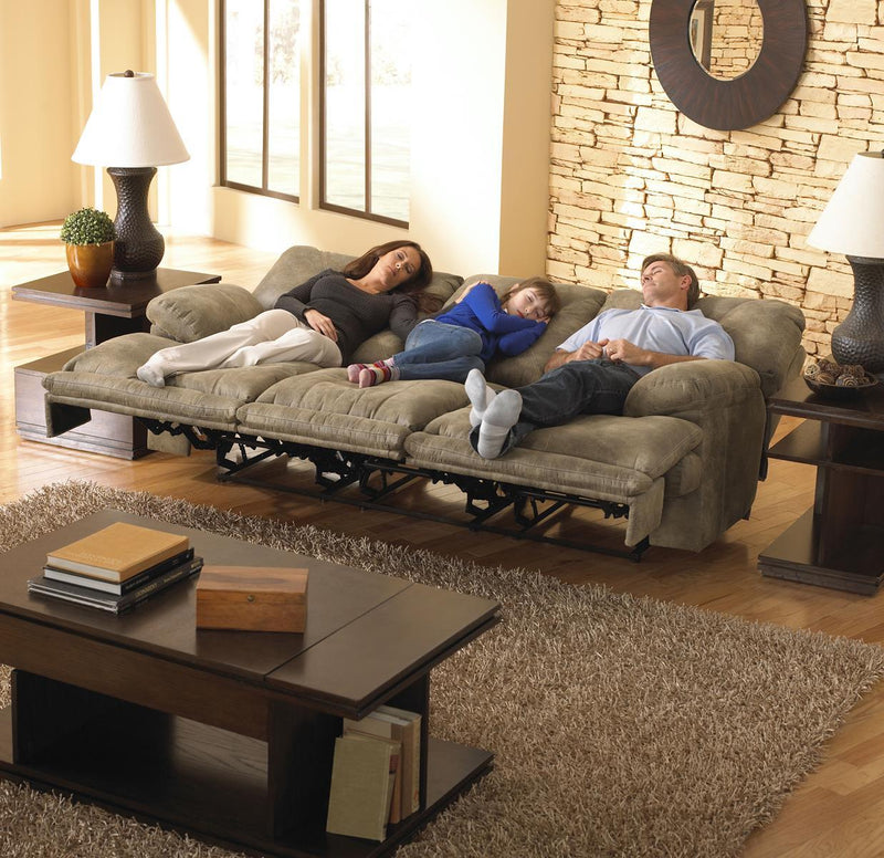 Catnapper Voyager Lay Flat Reclining Sofa in Brandy - Barb City Furniture (Dekalb, IL)